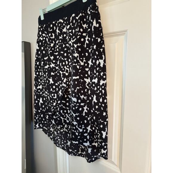 Women’s CAbi Dixon black and white high low midi skirt size medium style 5321 - Picture 3 of 4